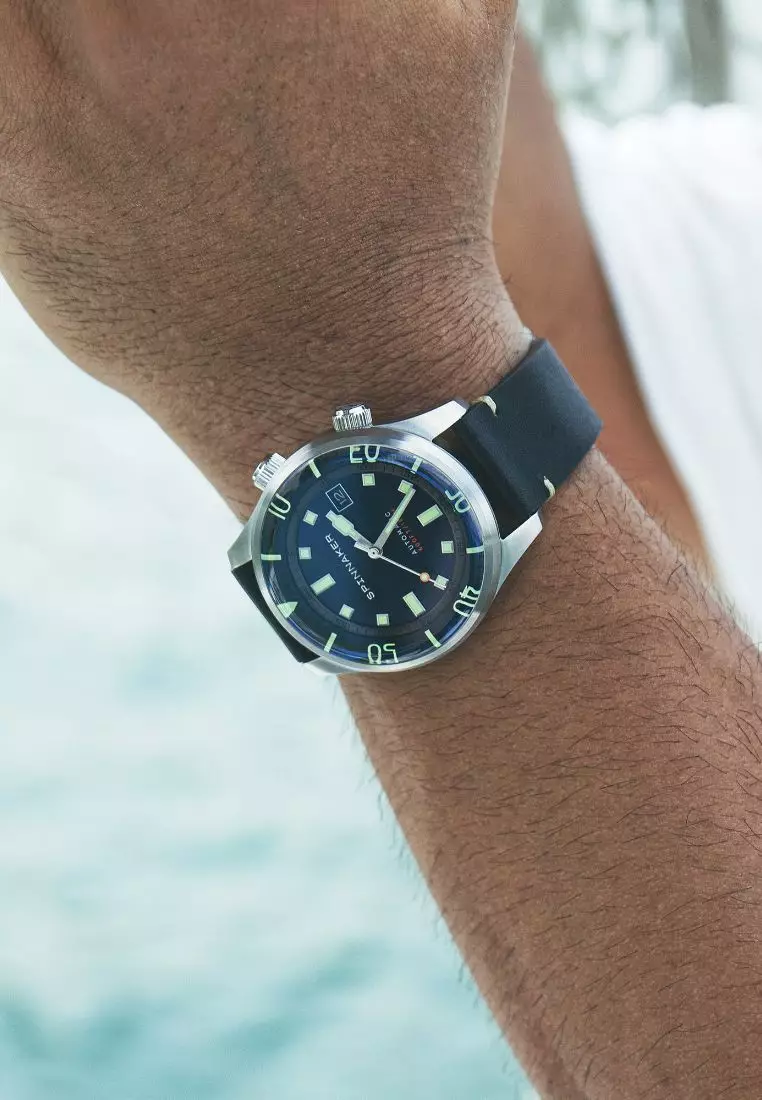 Buy Spinnaker Spinnaker Men s 42mm Bradner Automatic Watch With