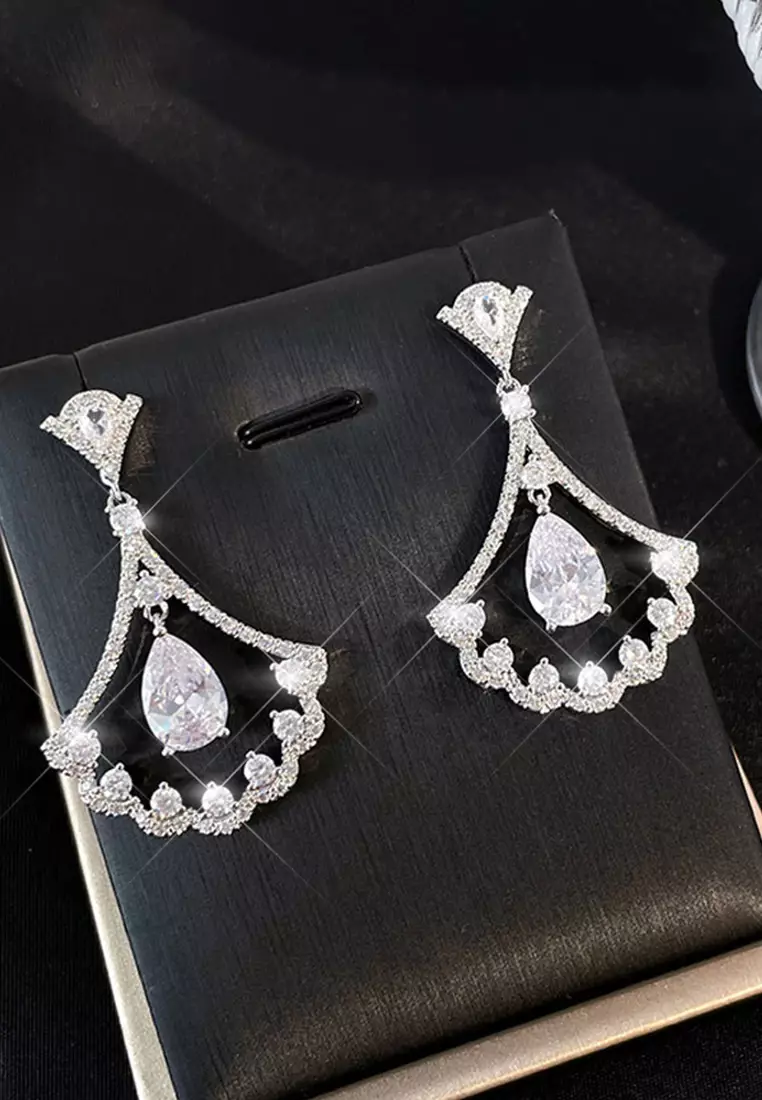 Anting Wanita Berlian Korea Elegan Perhiasan Cewek Original Anti Pudar COD