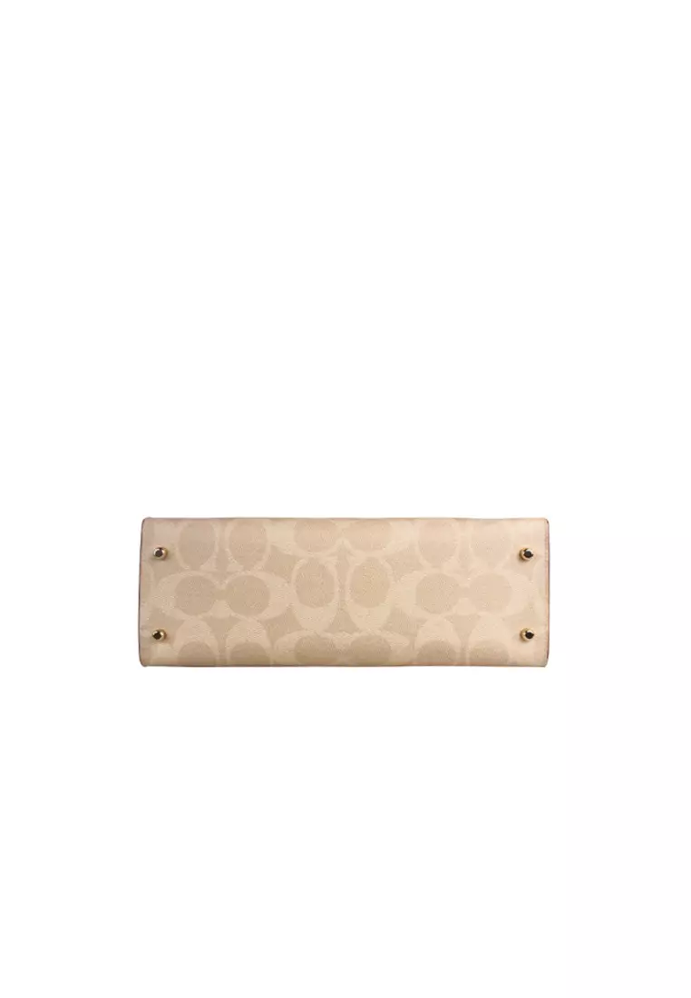 Maggie Tote Bag In Blocked Signature Canvas CY677