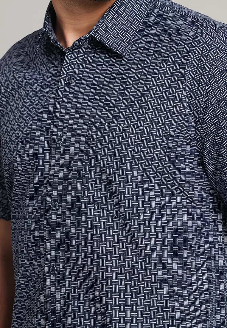 MOC - Kemeja Motif Lengan Pendek Pria Cricket - Navy