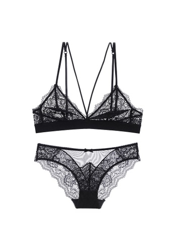 W.Excellence black Premium Black Lace Lingerie Set (Bra and Underwear) 9F1EEUSFDC260EGS_1