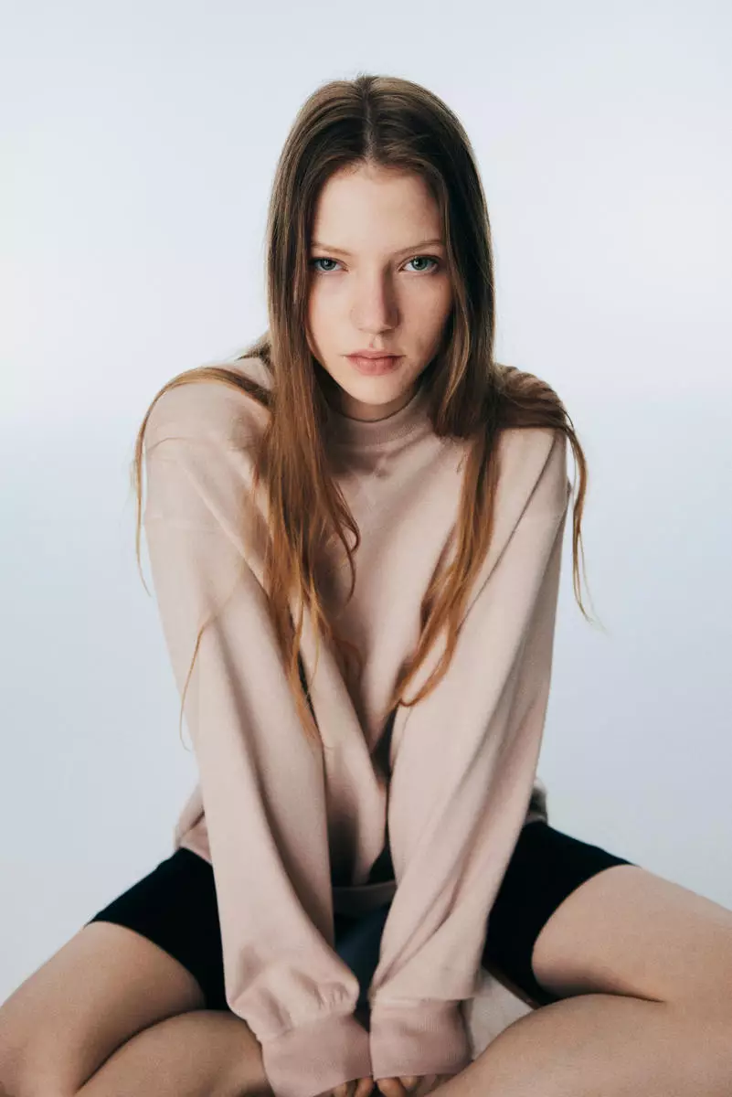 Oversized sweatshirt