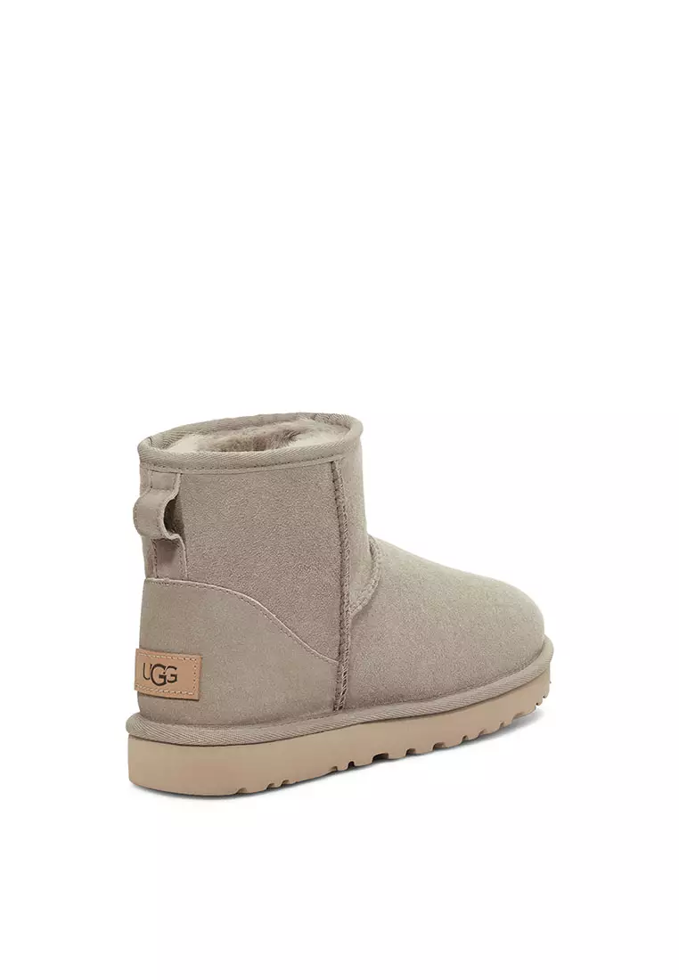 Chestnut ugg hot sale boots sale