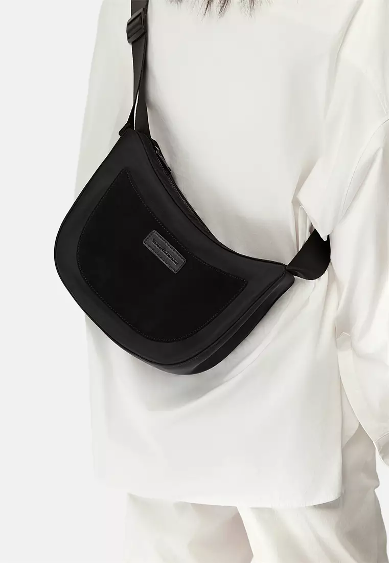 Loren 女士流浪包 單肩包 斜挎包 可調節肩帶長度 防水面料 快速拆解運動扣-黑色