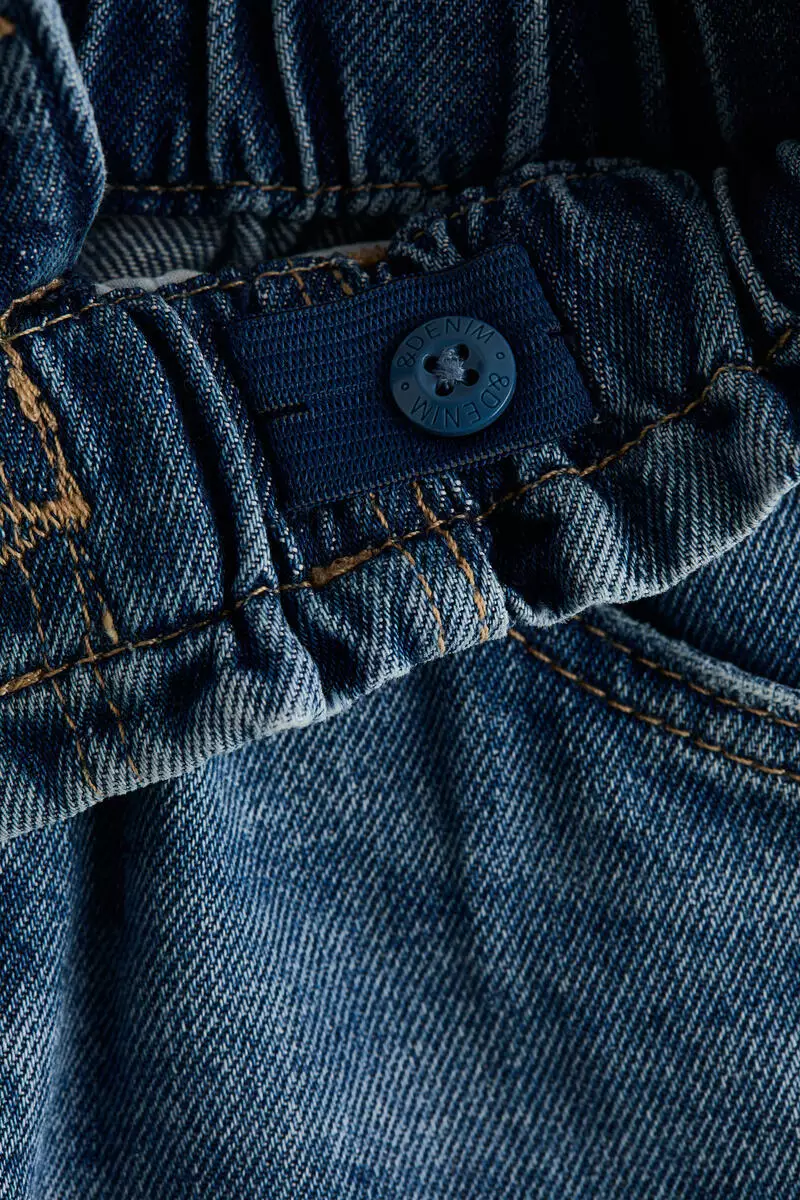 Relaxed paper bag jeans