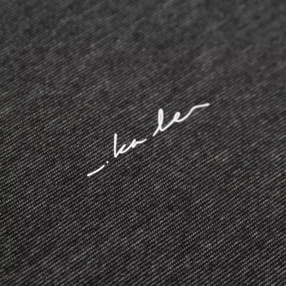 Kale Arthur Black / T-Shirt Polos Pria Lengan Pendek / Unisex Casual