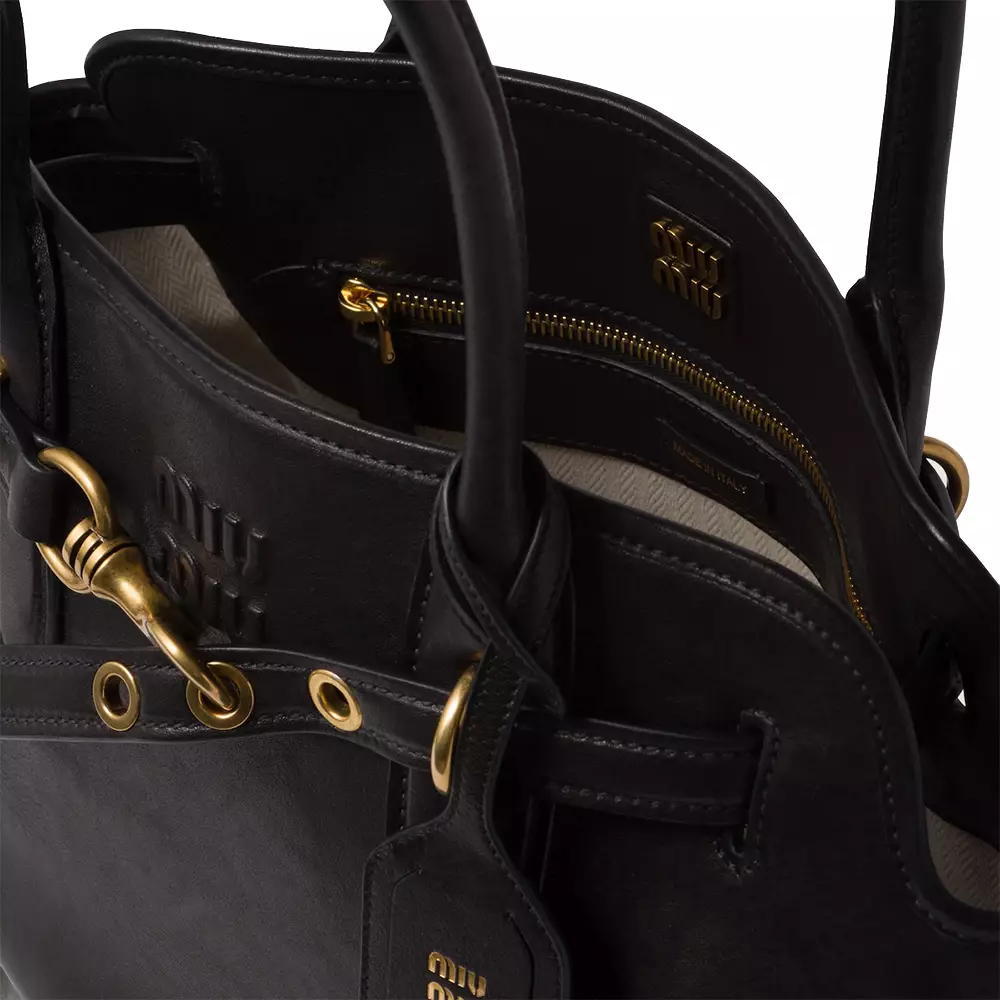 Aventure Medium Nappa Leather Bag Black