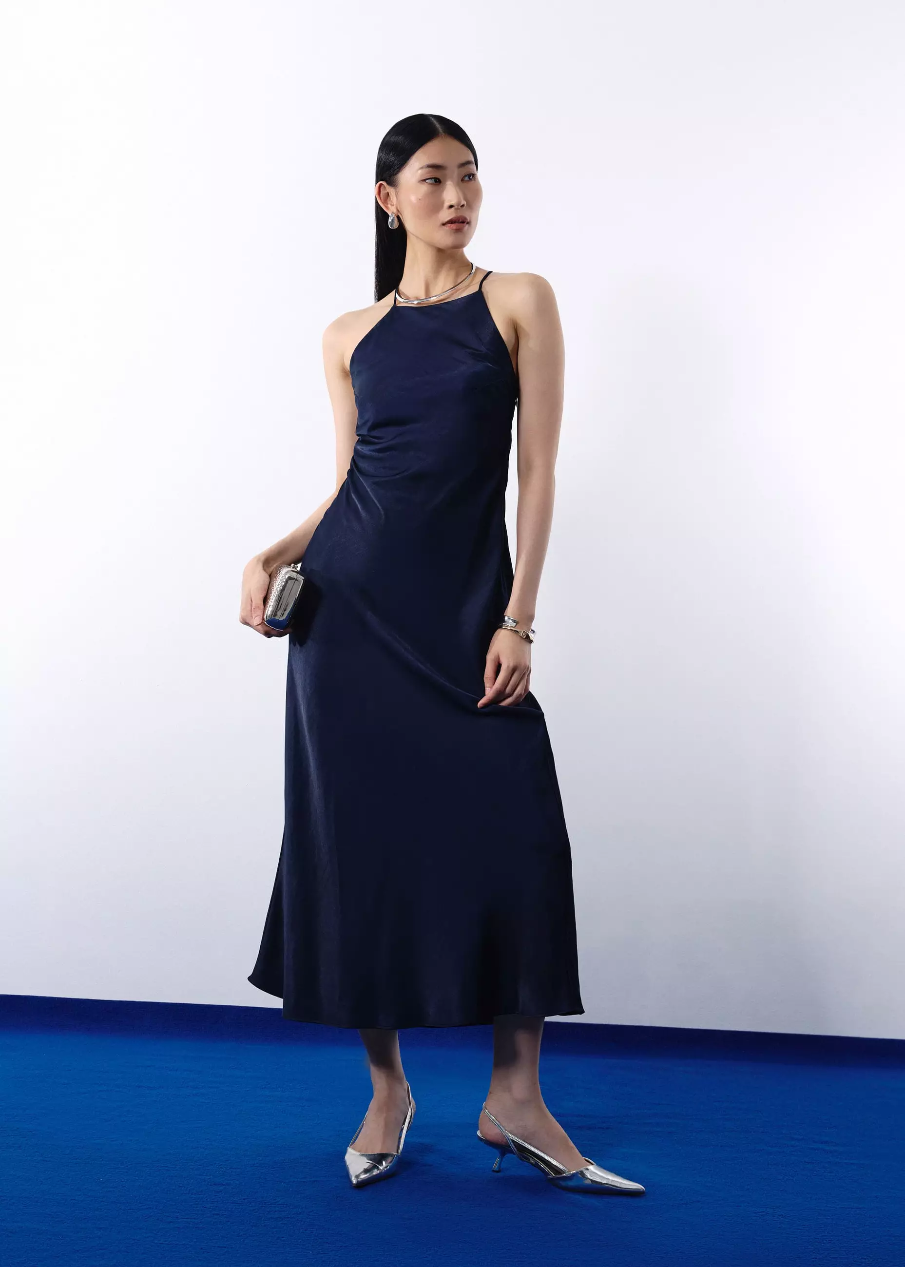 Jual Love, Bonito Dress Wanita - BraFree by LB Satin Halter Bias Cut Maxi  Dress Original 2026 | ZALORA Indonesia