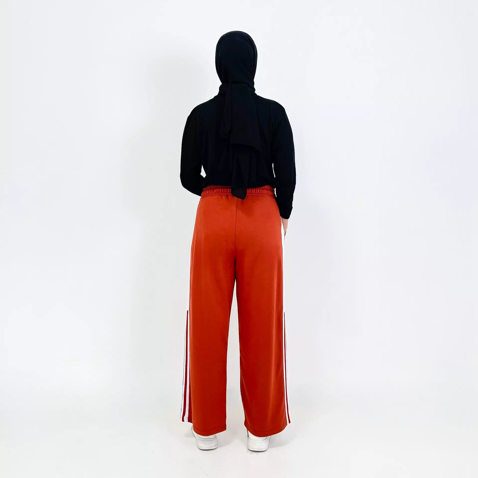 Celana Panjang Wanita - GITA SPORTY PANTS [PUMPKIN]