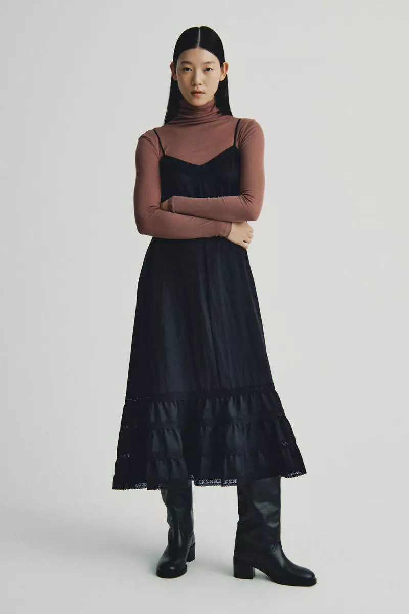 Lace-inset strappy dress