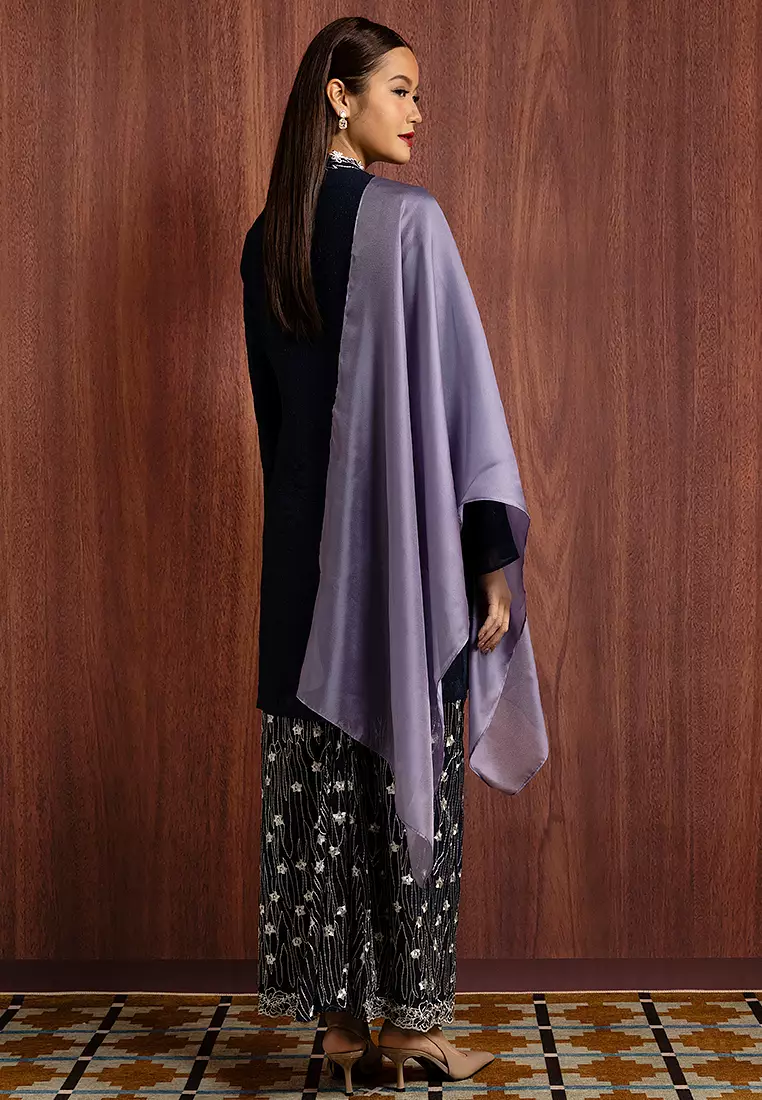 ARIANA EMBROIDERY KEBAYA SET WITH SHAWL