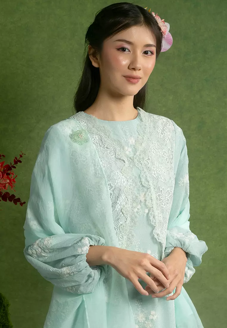 Valeria Kurung Labuh with Shawl Set