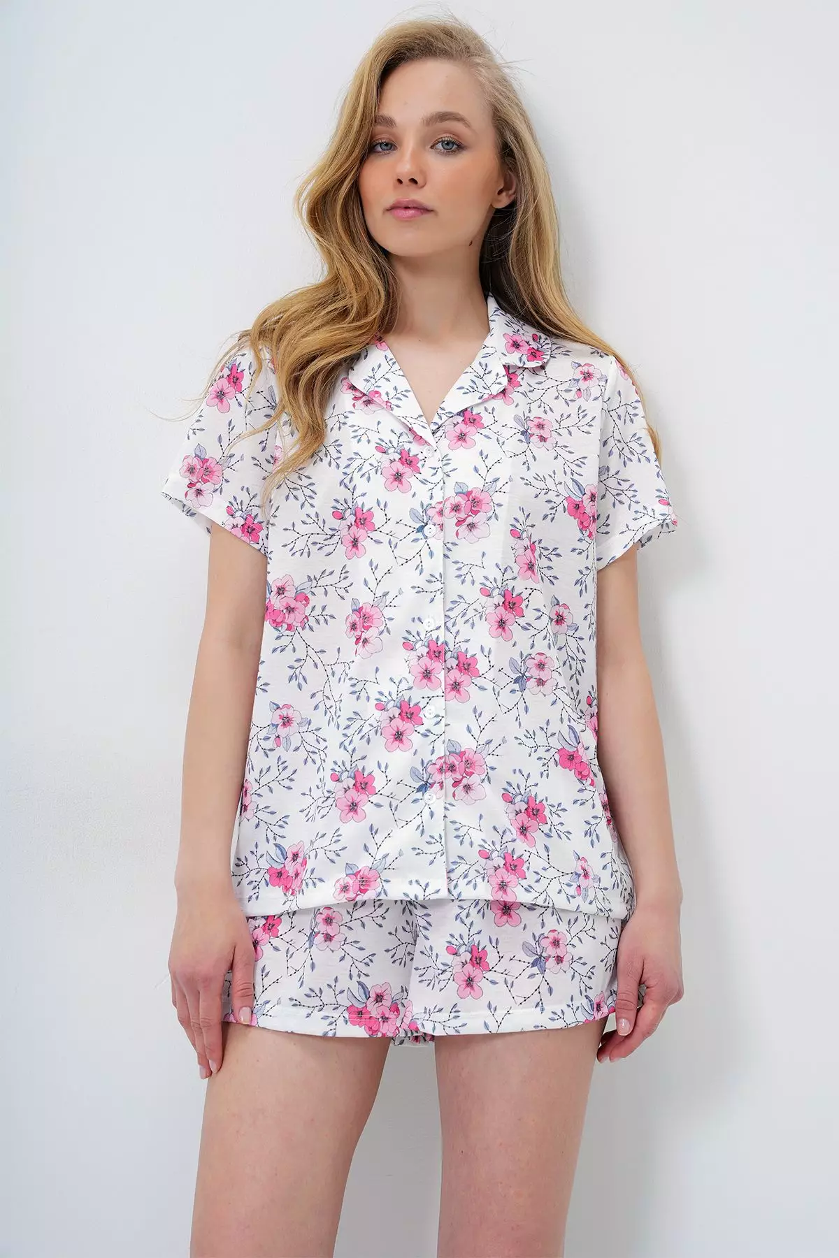 Women's Gray Pink Floral Pattern Knitted Cotton Shirt And Shorts Pajamas Set Pjm-X13886