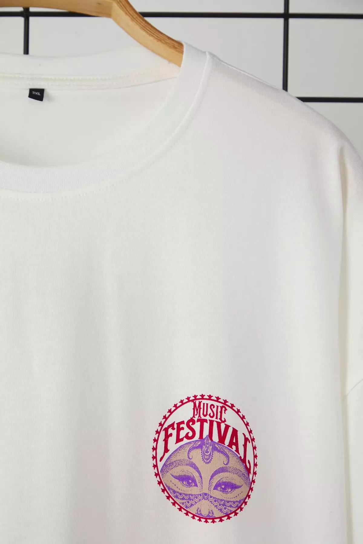 Oversize/Wide Cut Ethnic Back Print T-Shirt