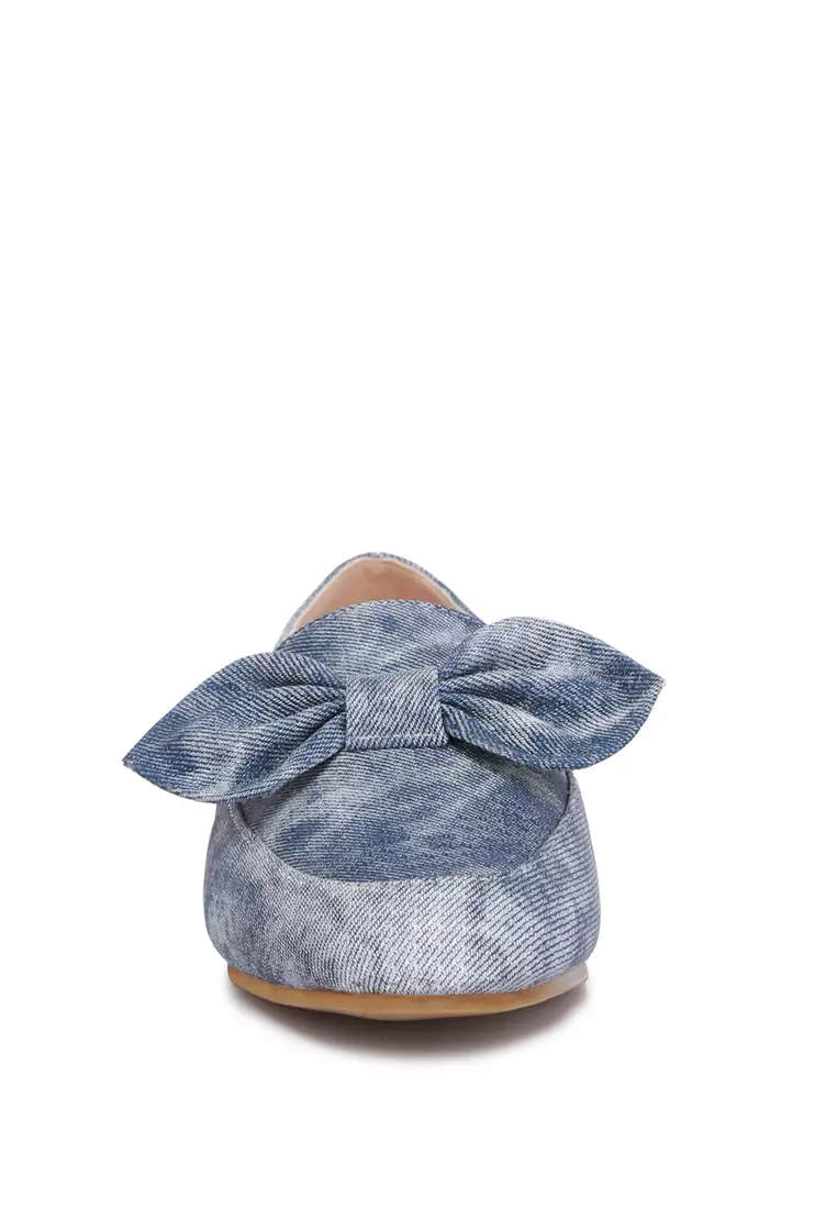 Sepatu Pantofel Denim dengan Hiasan Busur