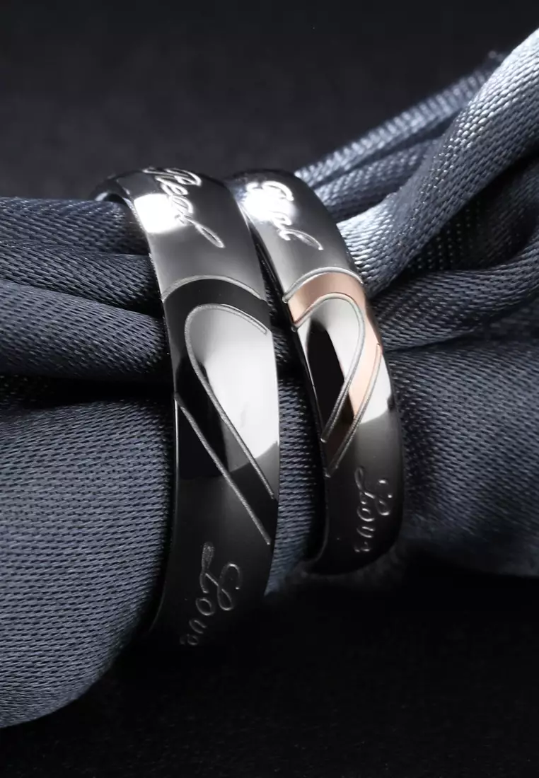 Matching heart couple rings online