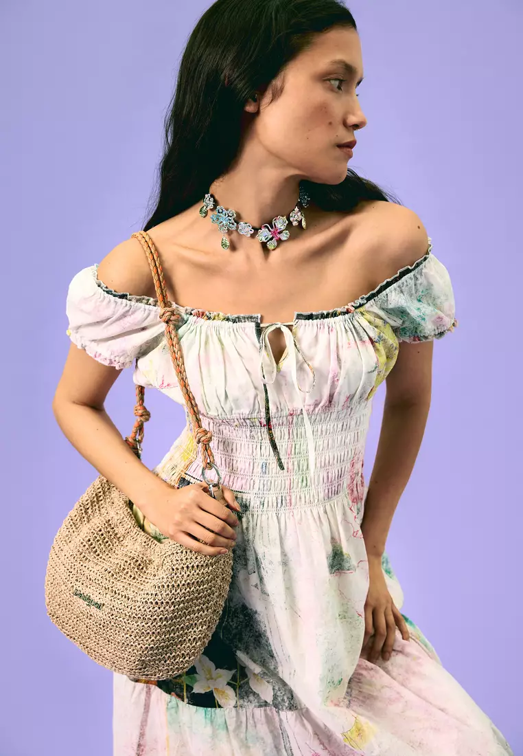 Short-sleeved dress