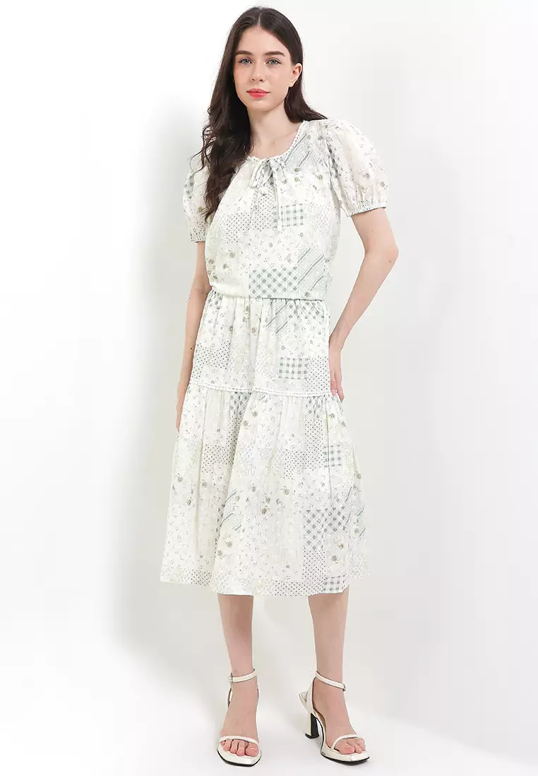 Puff Sleeves Flo Patches Print Lace Trimed Blouse W/ Ribbon