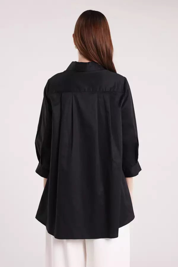 Minimal x Devina Putri - Xaviera - Kemeja A Line - Black Colour Black