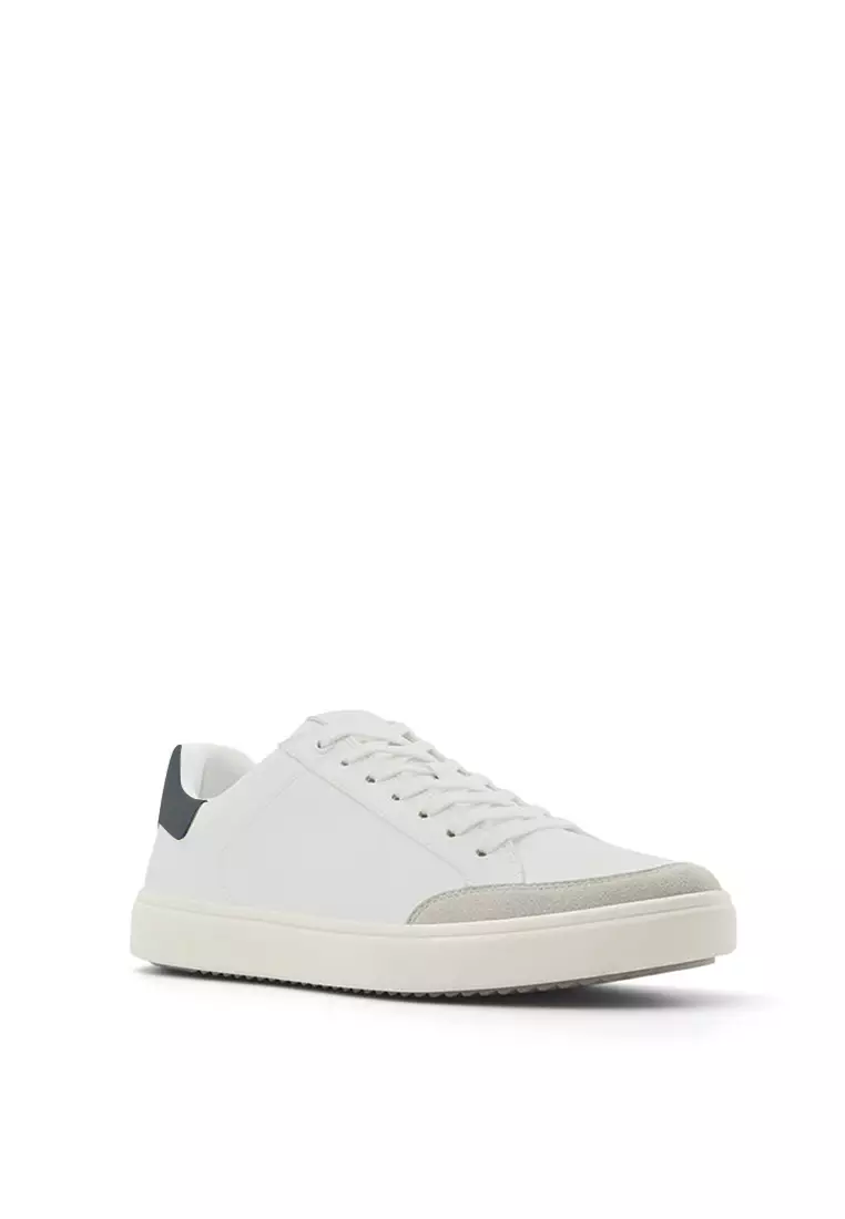 Courtspec Sneakers