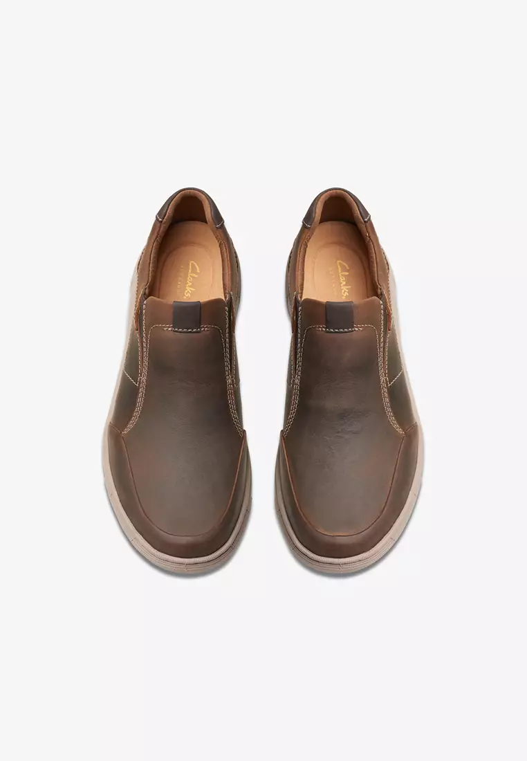 Mapstone Step Slip On Beeswax