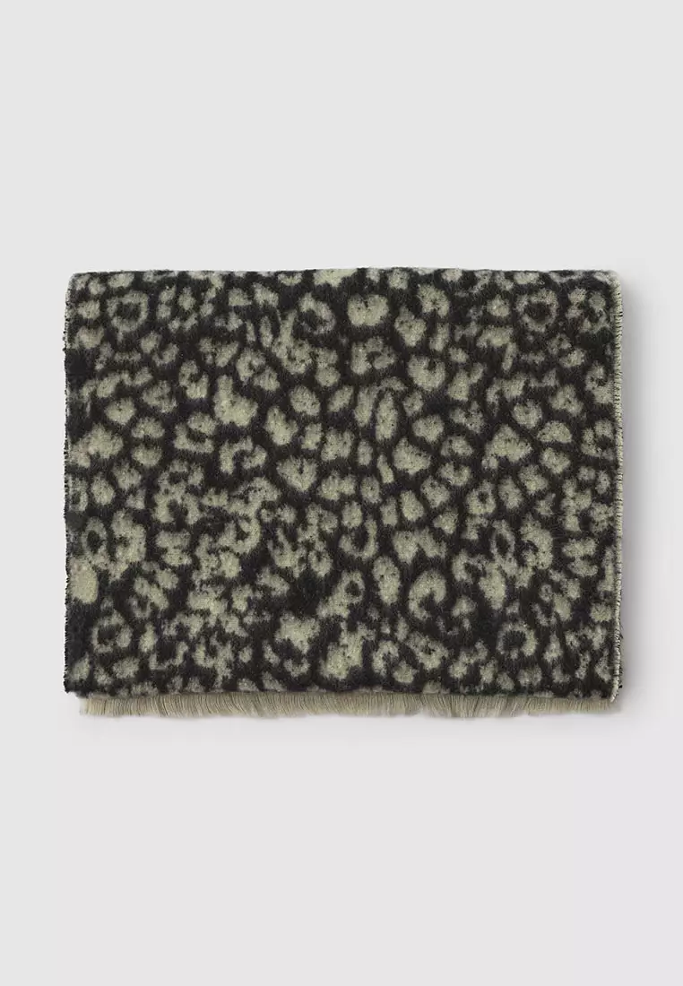 Woman Scarves/Foulard