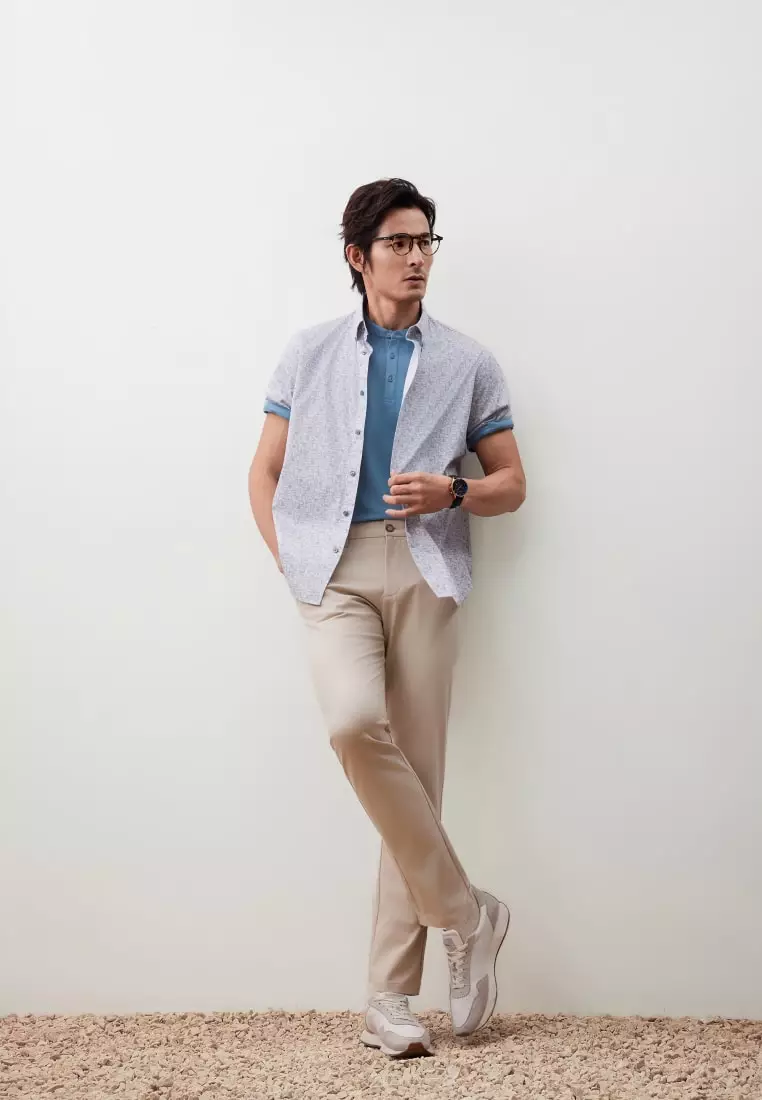 G2000 Wrinkle-Free Horseshoe Digital Print Comfort Fit Twill Short Sleeve Casual Shirt