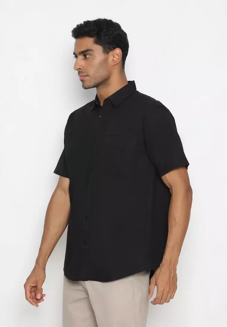 POLICE Kemeja Polos Cotton Hitam Regular Fit Pria