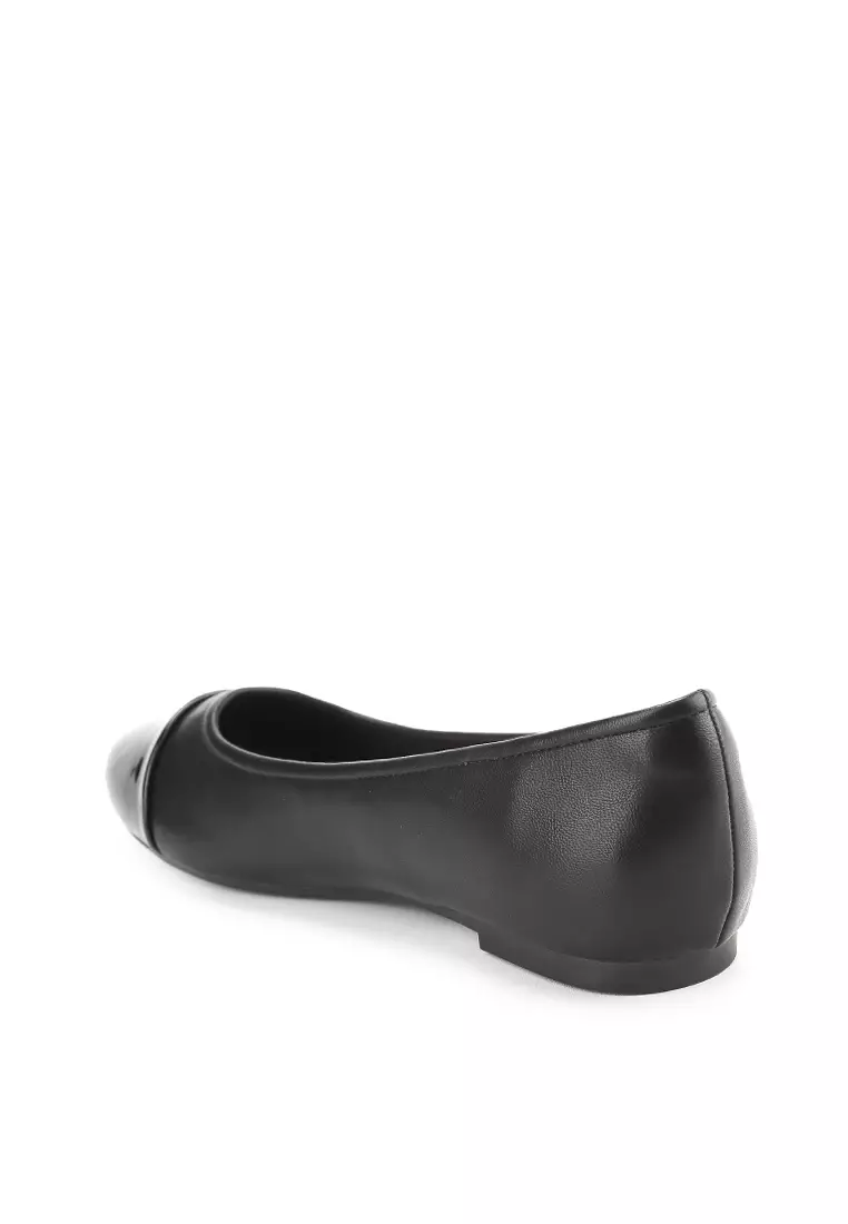 Carter J2475-1 Flat Shoes Black/Glossy
