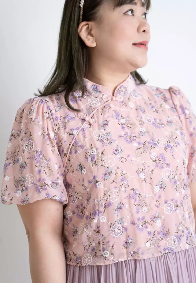 FLORAL EMBROIDERED ORIENTAL BLOUSE