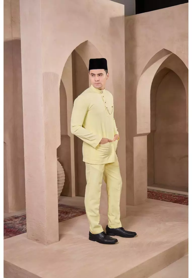 Baju Melayu Mahkota