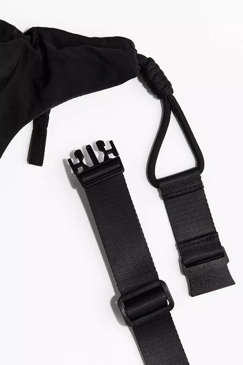 Sports shoulder bag