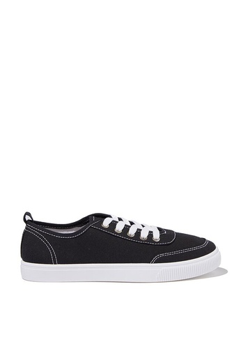 lace up sneakers