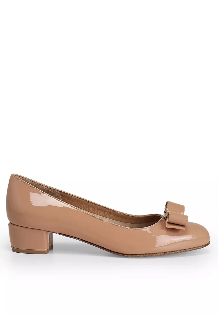 Salvatore ferragamo female shoes cheap