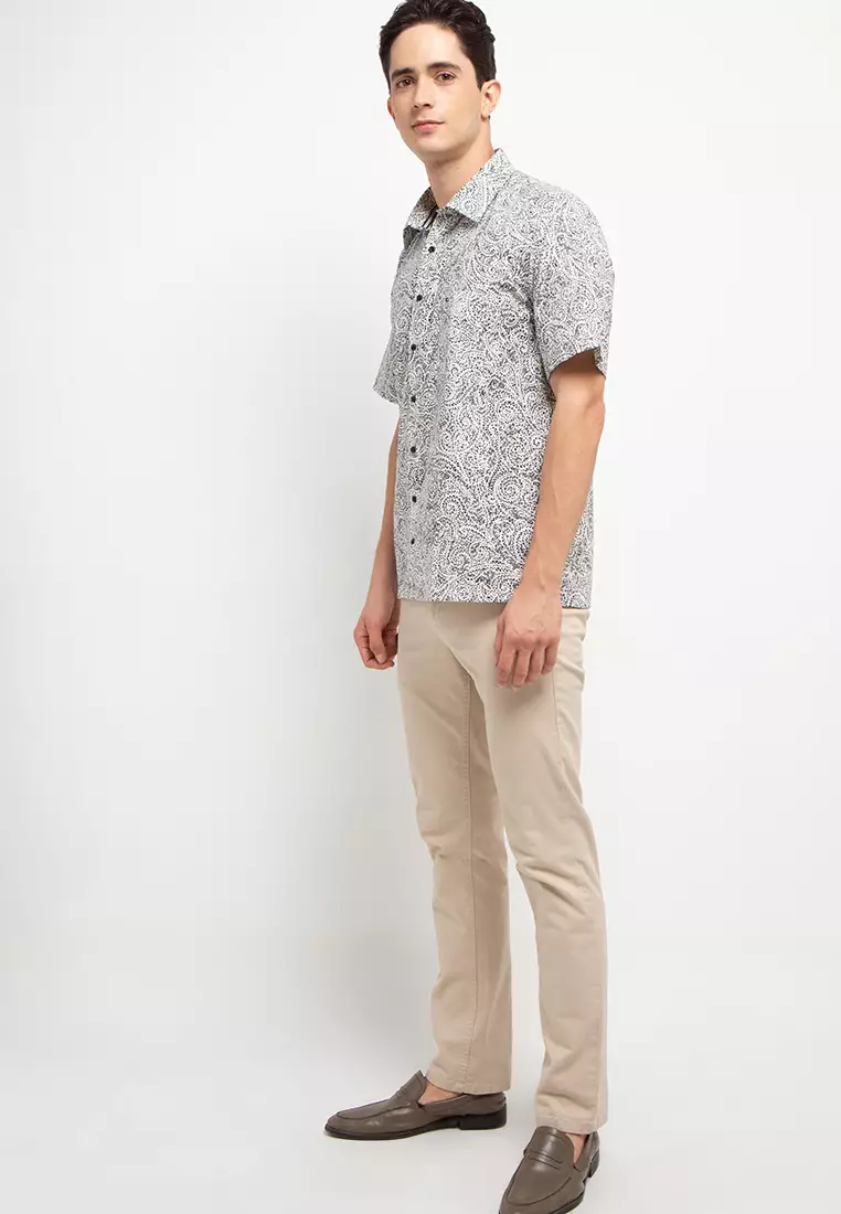 Kemeja Formal Motif Abstrak