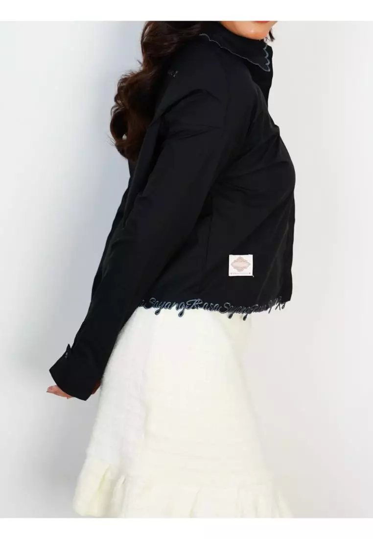 I Feel Love Collar Shirt Top In Black