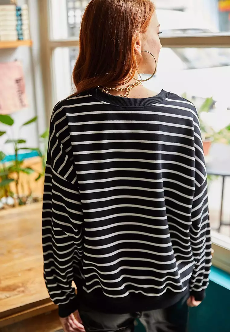 Striped Basic Soft Textured Loose Sweatshirt