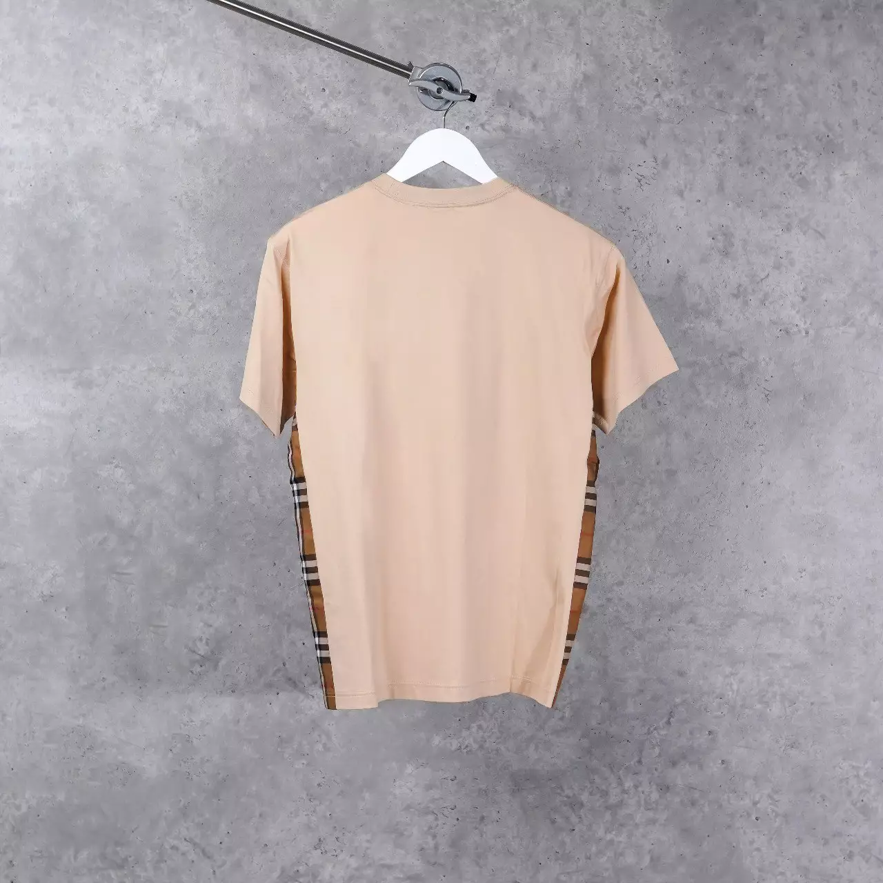 Kaos BURBERRY CHECK SIDE BIRCH BROWN SS24 BEIGE TSHIRT 100% ORIGINAL