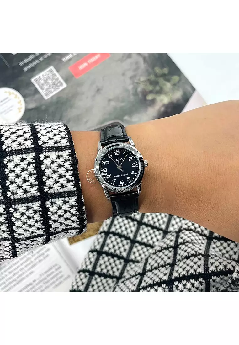 Couple Analog Watch MTP/LTP-V001L-1B Black Leather Strap