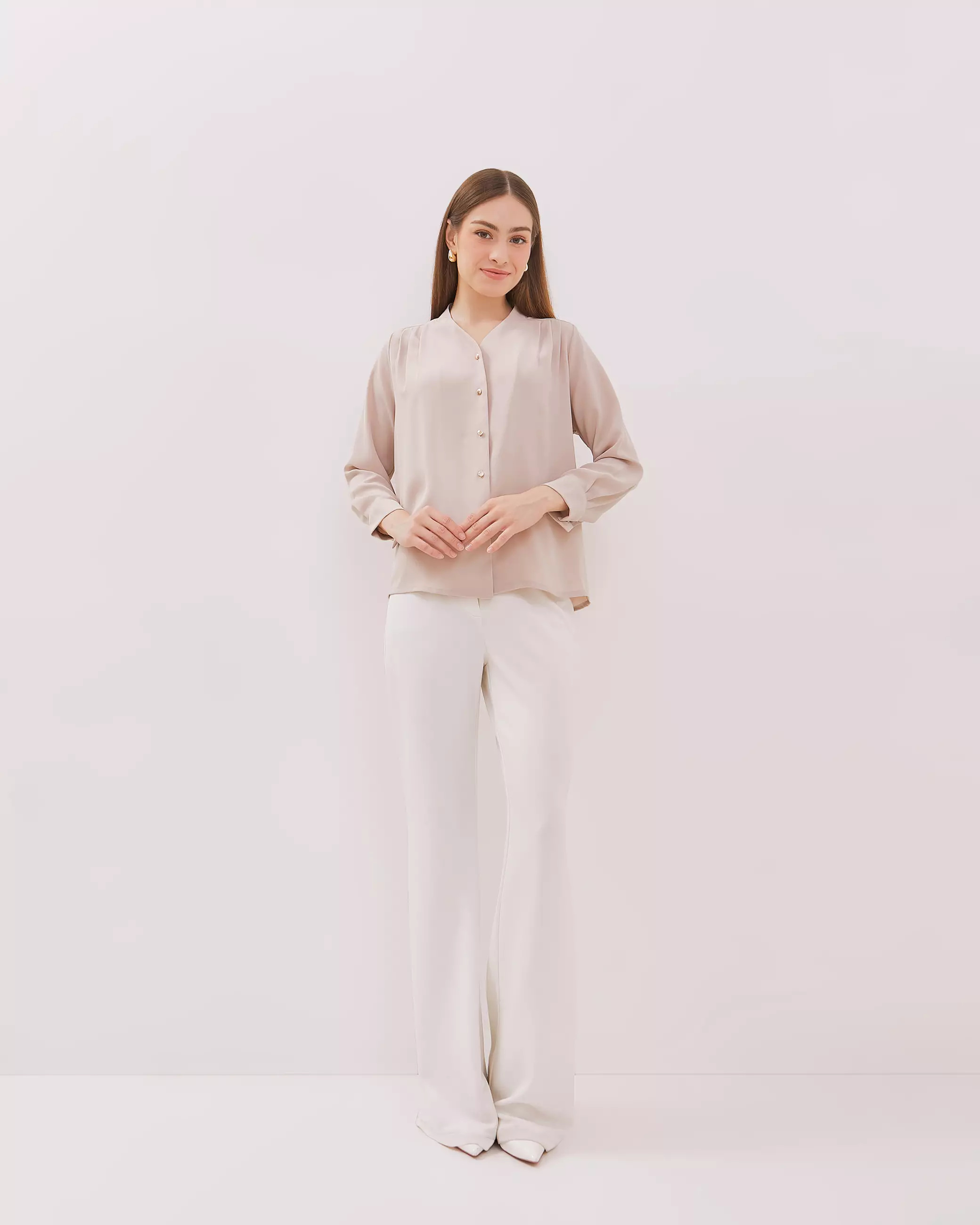 Urban Exchange Yudith Cream Blouse - Blouse Cream Lengan Panjang