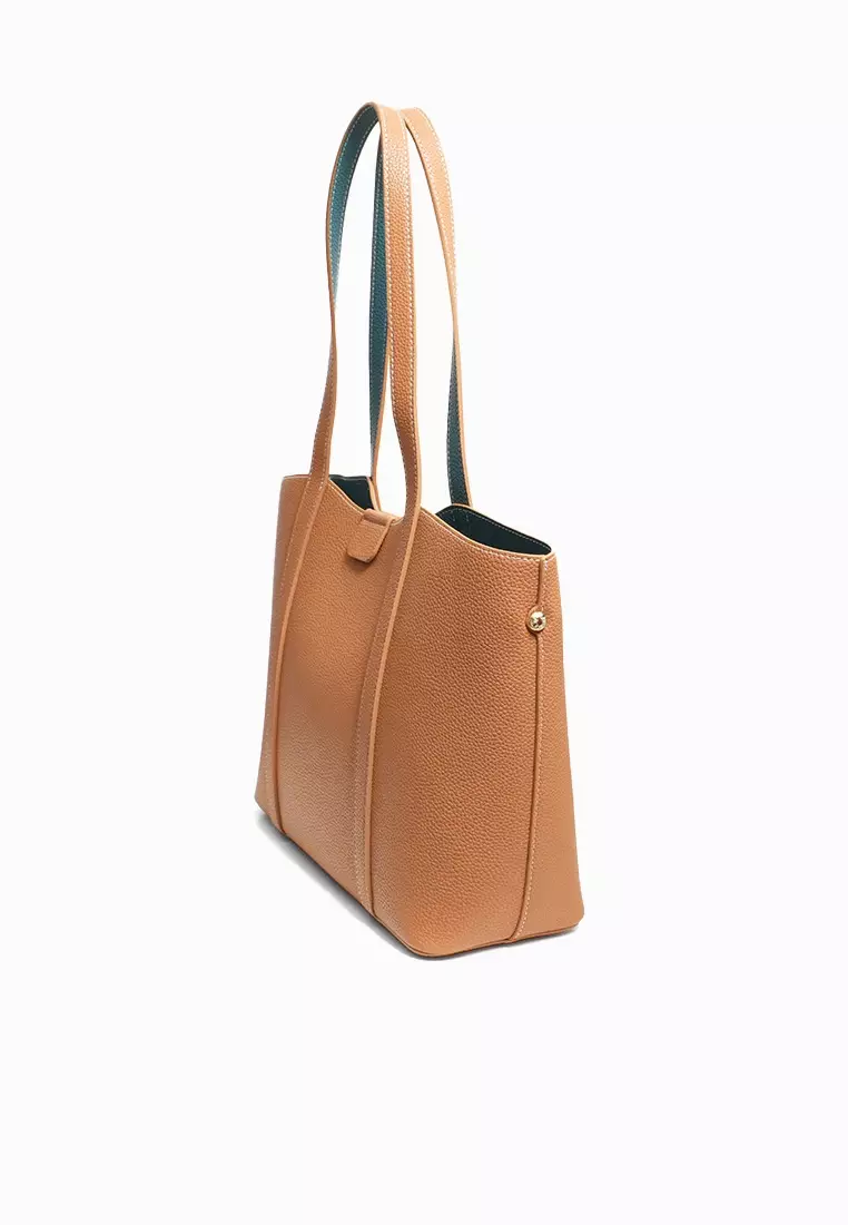 Kelzy Tote Bag