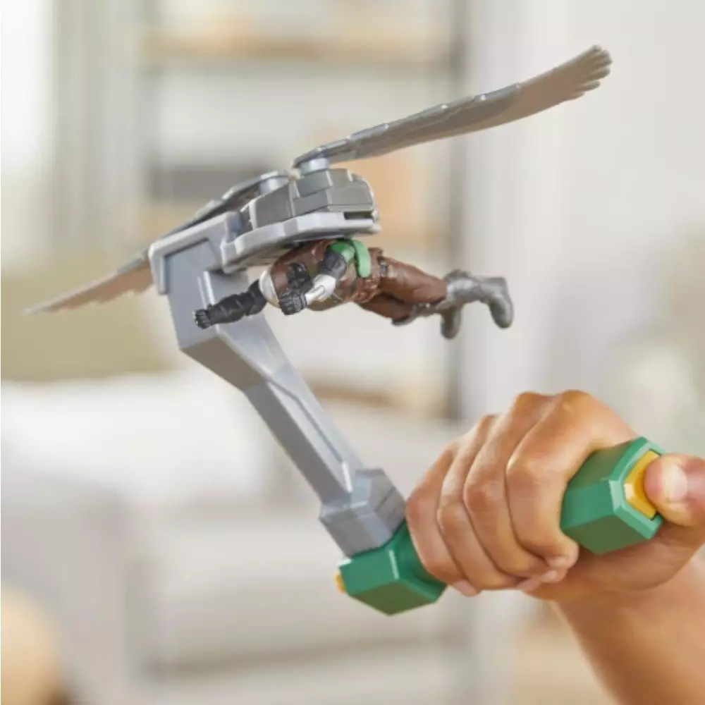 MARVEL 10 CM CAPTAIN AMERICA BRAVE NEW WORLD ACTION FIGURE CAPTAIN AMERICA RANDOM