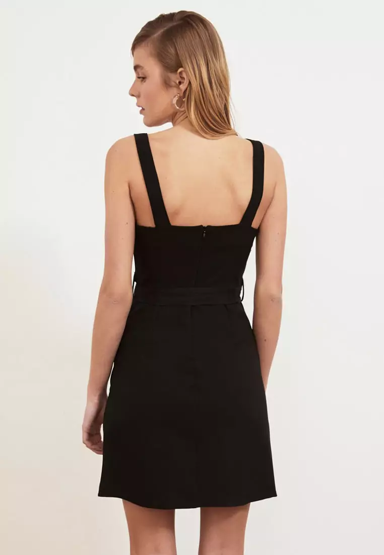 Waist Tie Slit Detail Dress