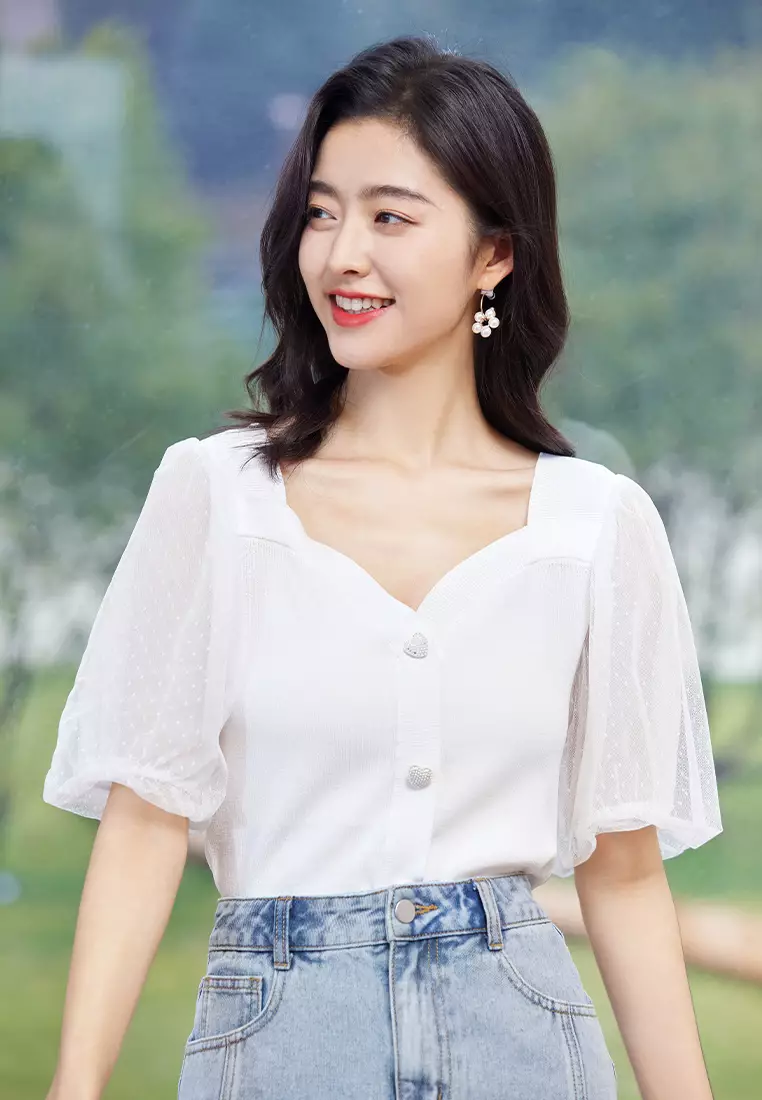 未使用　2026AW新作　bouffant sleeve blouse Buy Hopeshow V-Neck Puff Sleeve Blouse 2026 Online | ZALORA