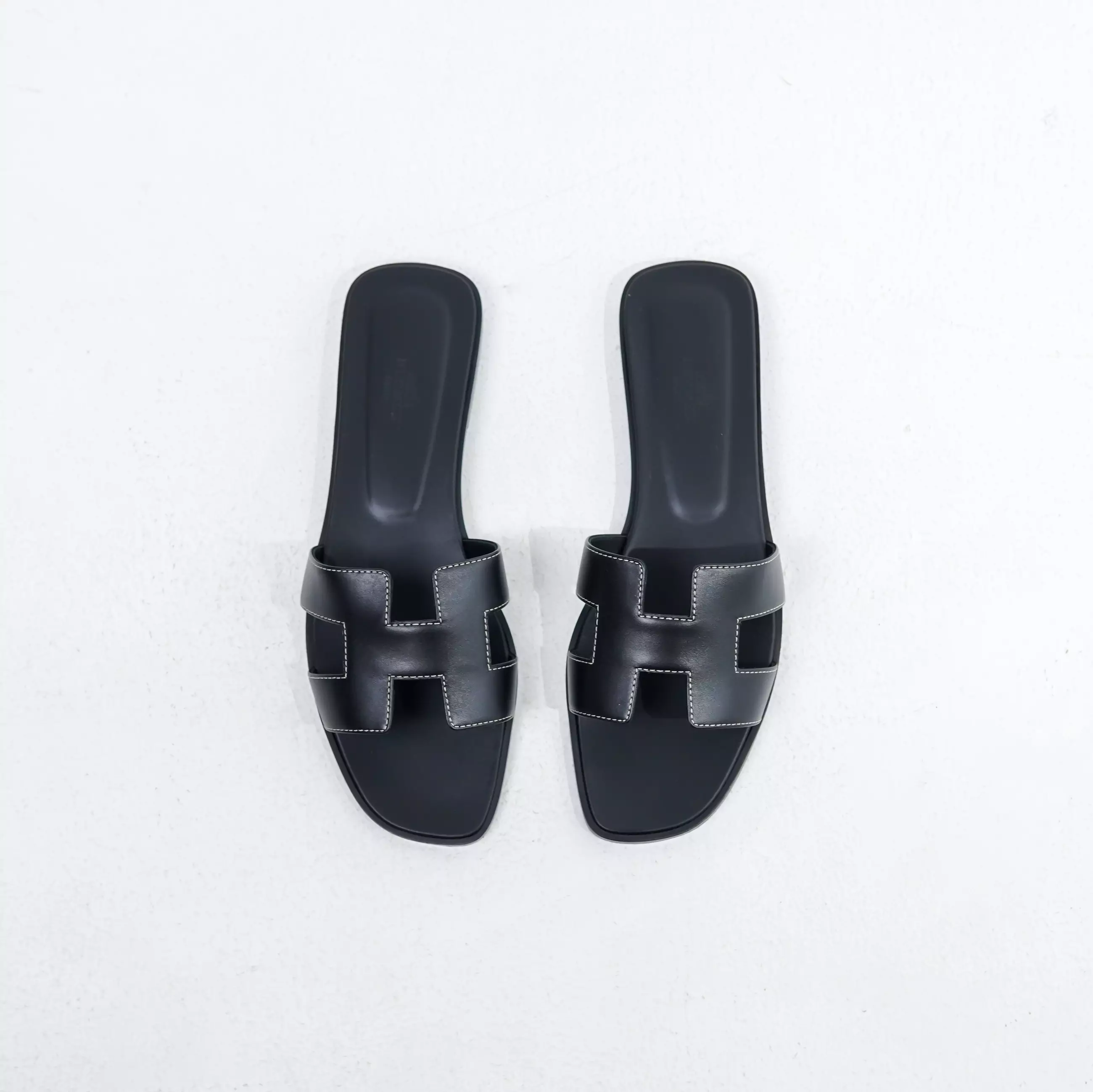 Sandal HERMES ORAN BLACK SANDAL 100% ORIGINAL