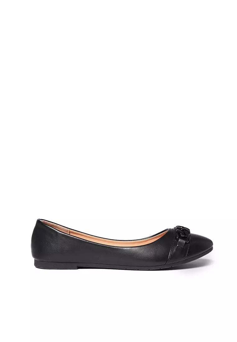 Black Chain Flat Shoes
