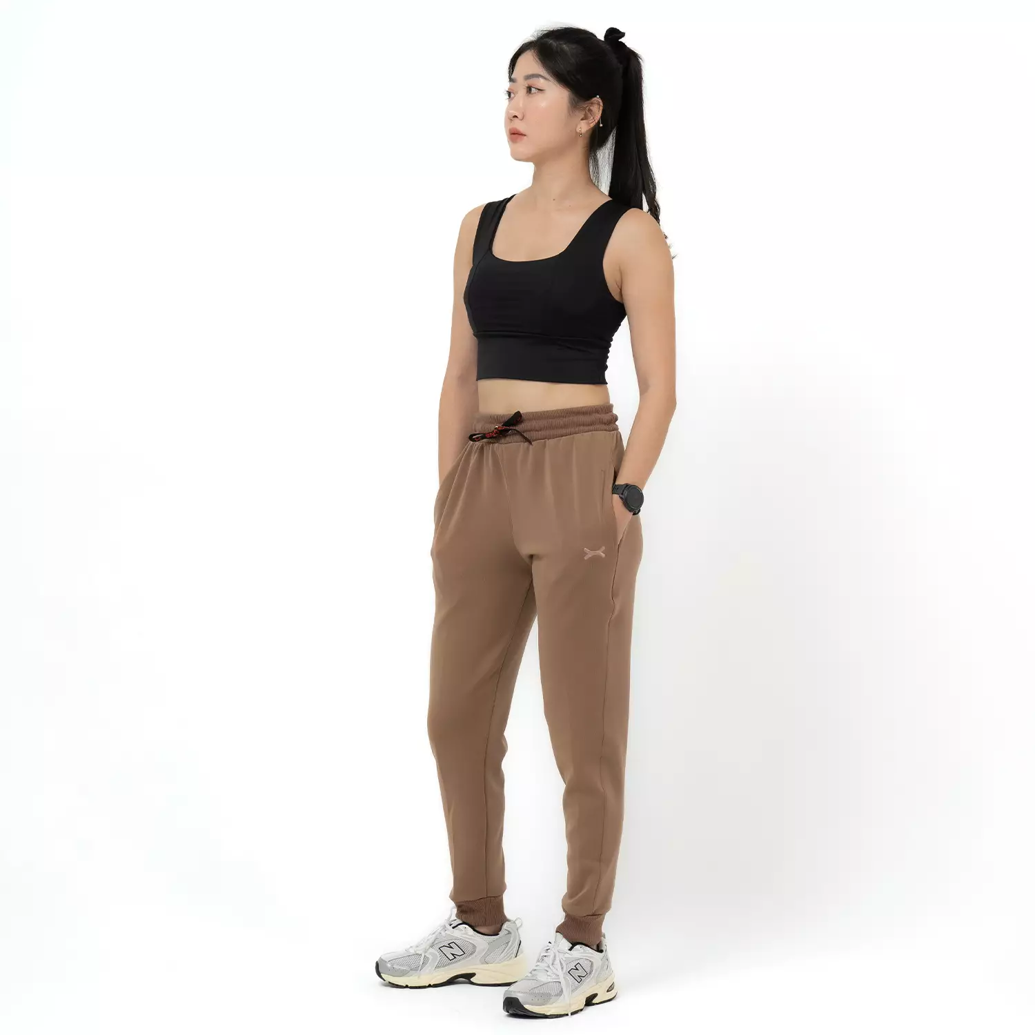 Sports Jogger Woman Superlight series Tan