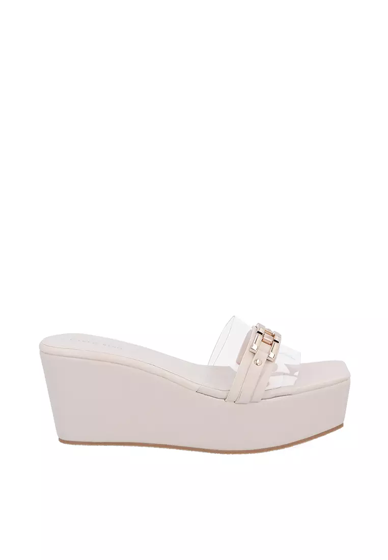 Discount on Carlo Rino  shoes - SKU: Beige Duquesa Wedge