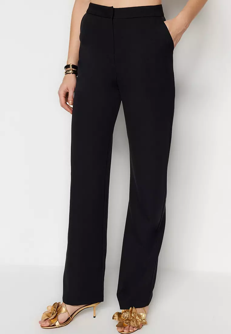 Wide Legs Pants