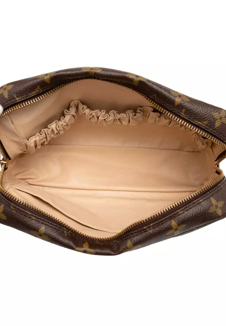 Pre-Loved Louis Vuitton Monogram Trousse Toilette 23